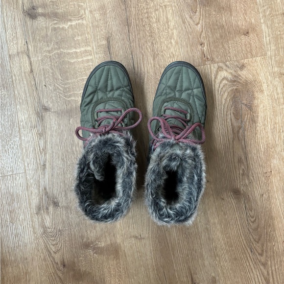 Columbia Minx Shorty III Winter Boots size 10.5 - Picture 7 of 8